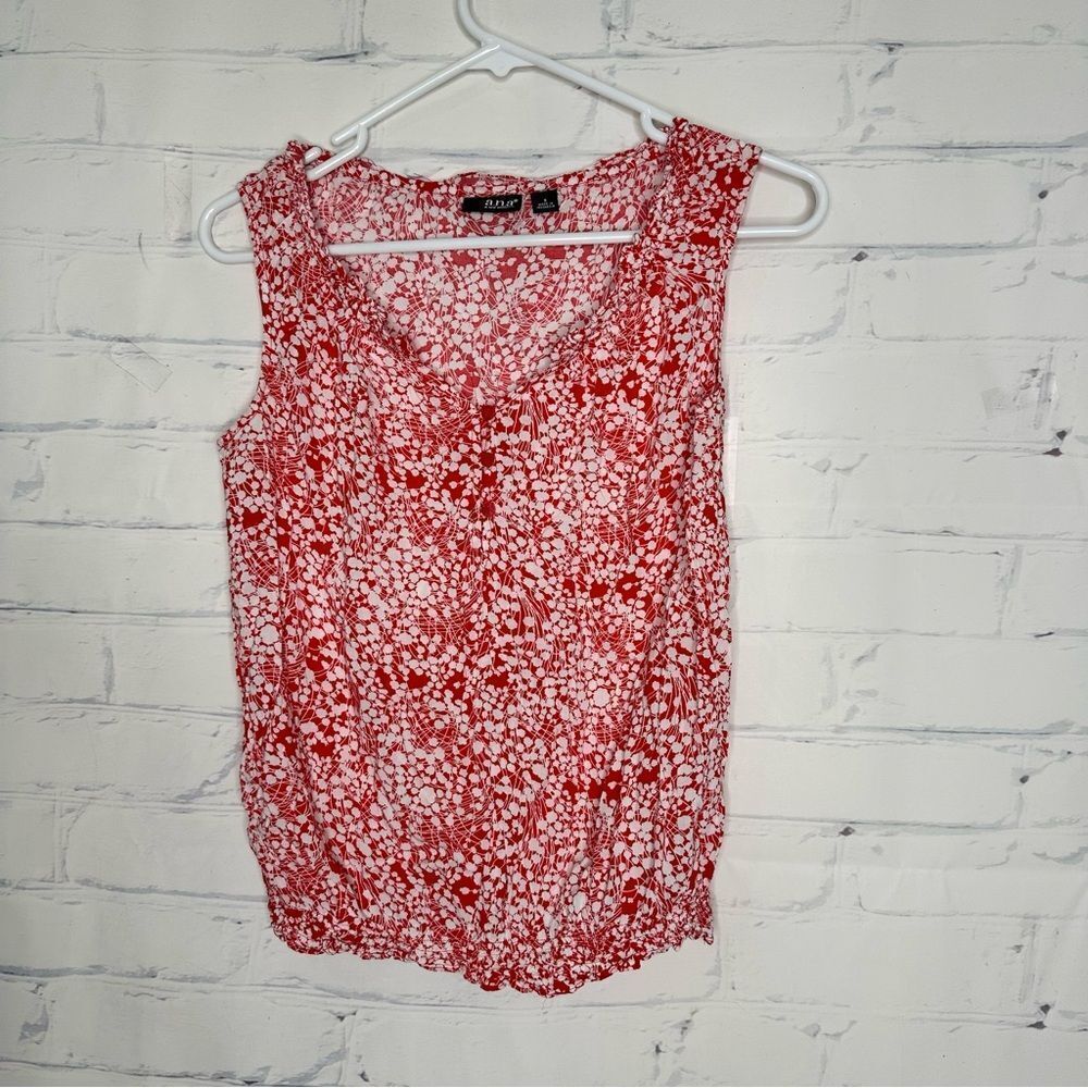 Ana small red top‎